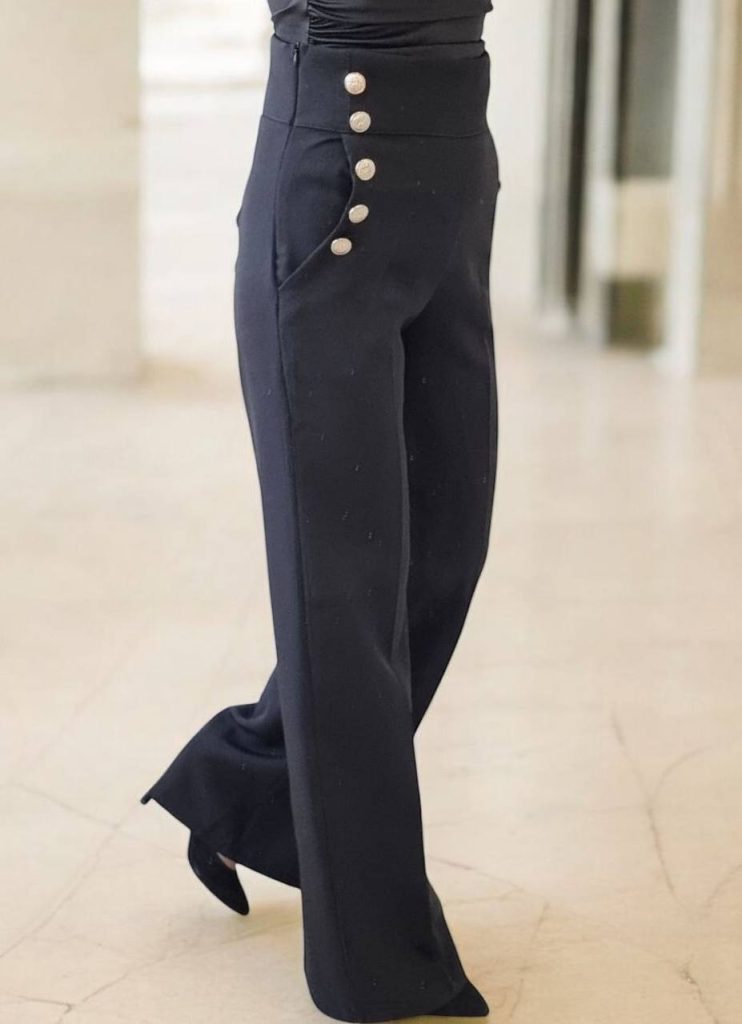 Pantaloni cu talie inalta si nasturi Monica